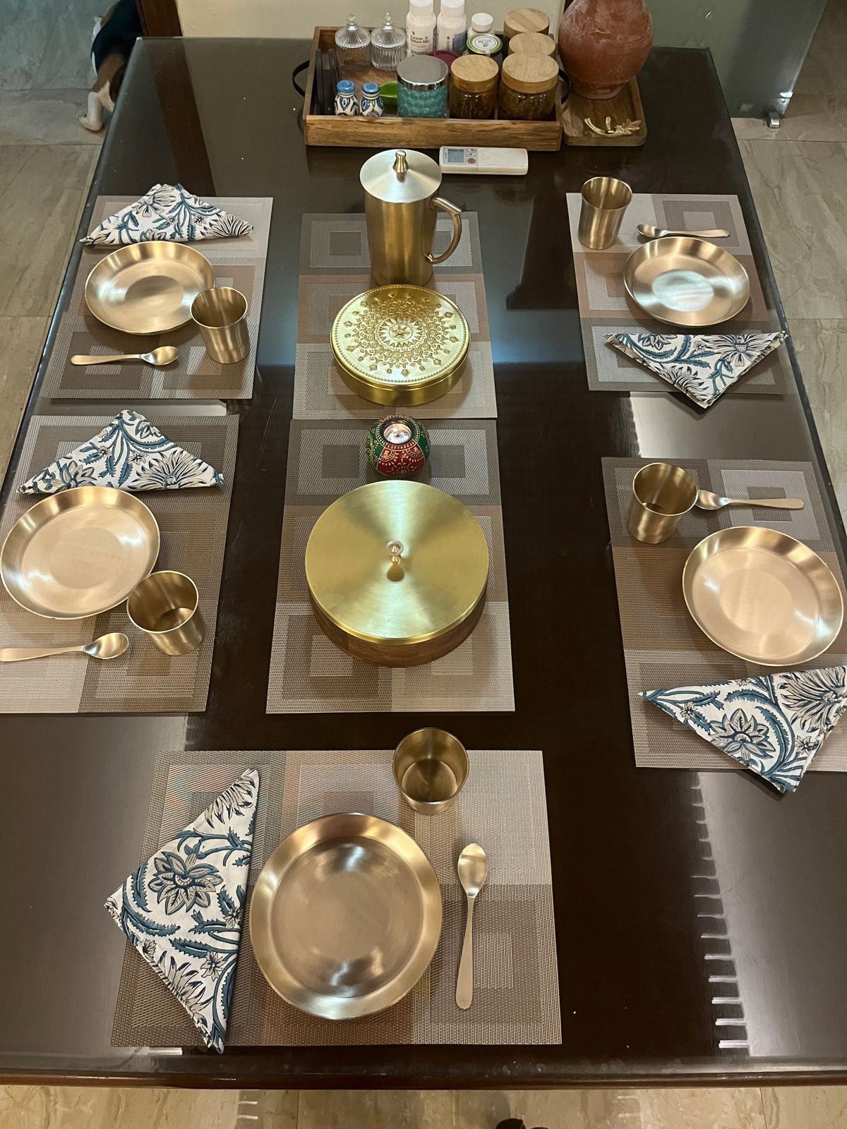 Fine Kansa Quarter Plates ( set of 6) with spoons .