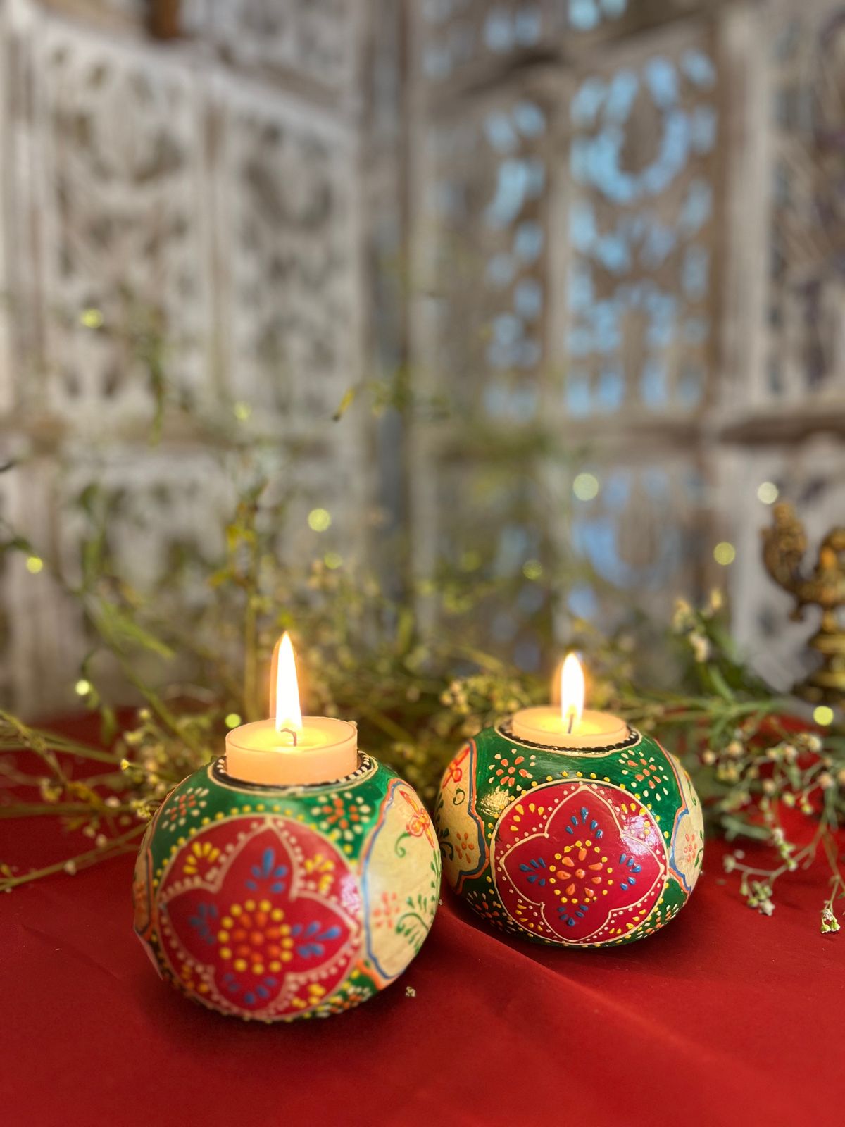 Round Tealight Holders (2 pcs)